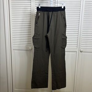 NWT mnml Olive Green Cargo Pants Size Medium